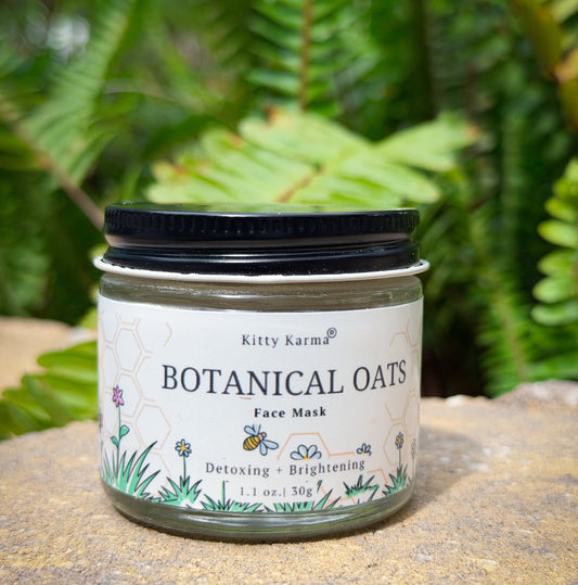 Botanical Oats Detoxing Clay Face Mask Blend